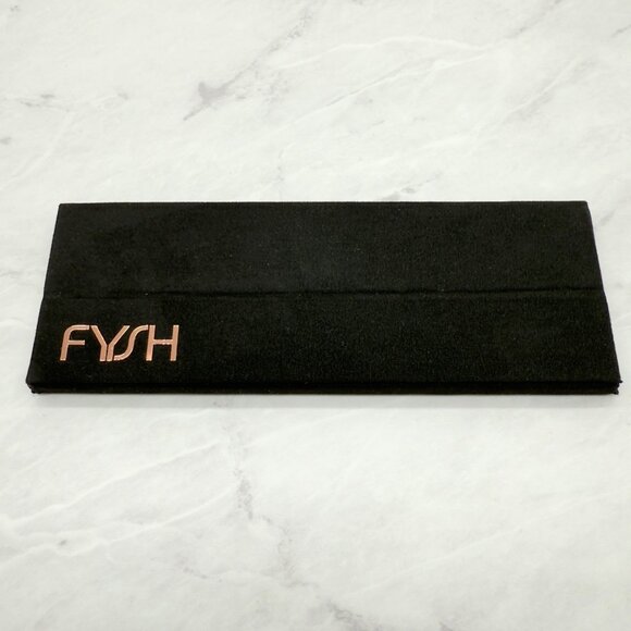 Fysh UK Urban Kool Eyewear Black Foldable Eyeglasses Case Magnetic with Cloth - Picture 4 of 7